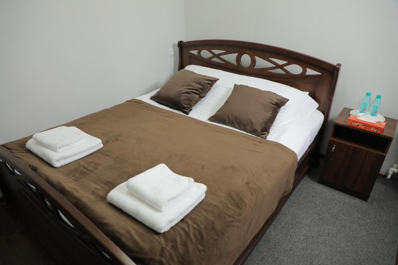 Hotel Brick House Самарканд Екстериор снимка