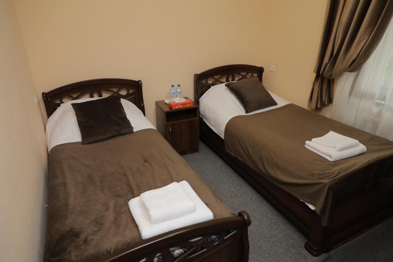Hotel Brick House Самарканд Екстериор снимка