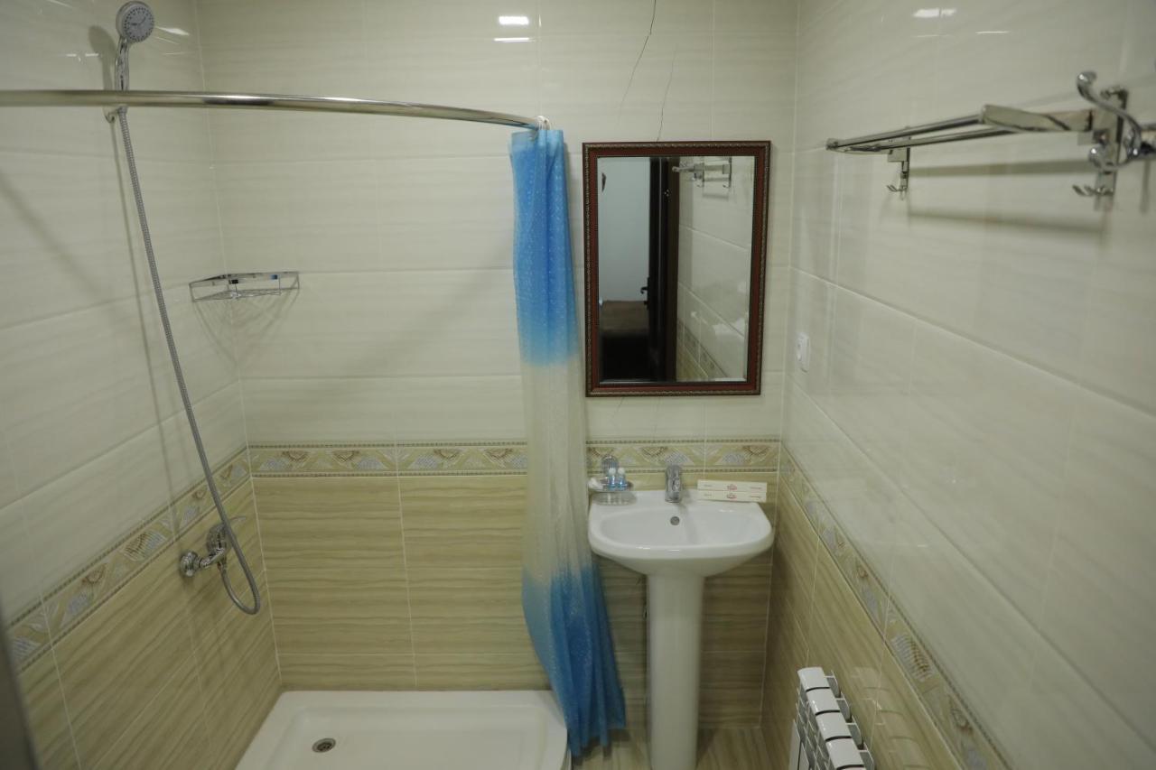 Hotel Brick House Самарканд Екстериор снимка