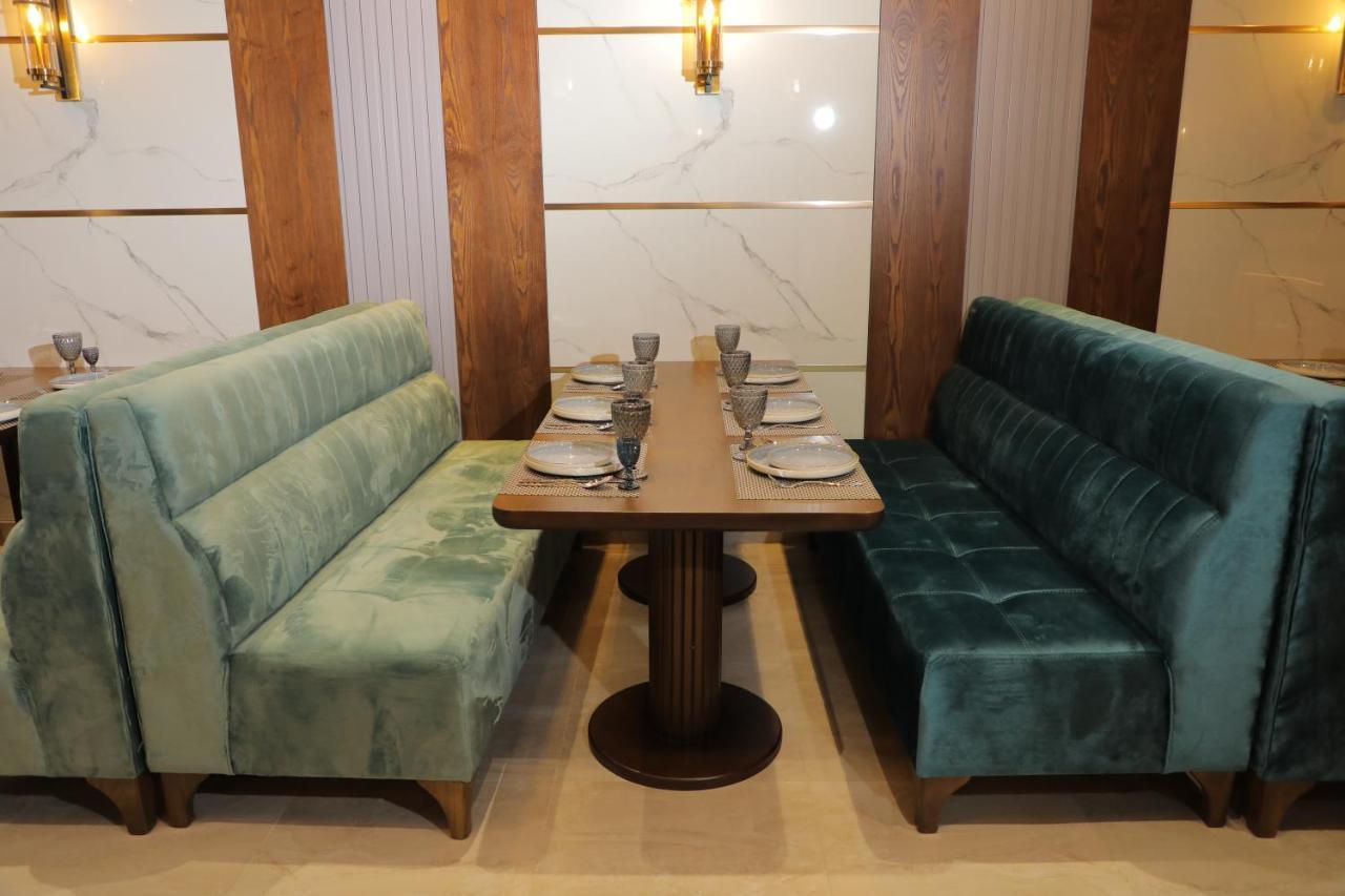 Hotel Brick House Самарканд Екстериор снимка