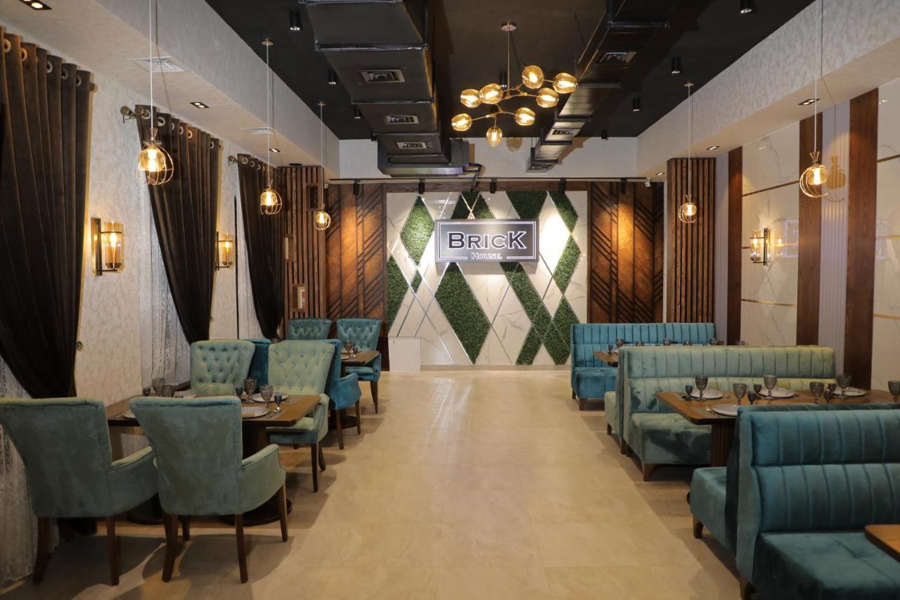 Hotel Brick House Самарканд Екстериор снимка